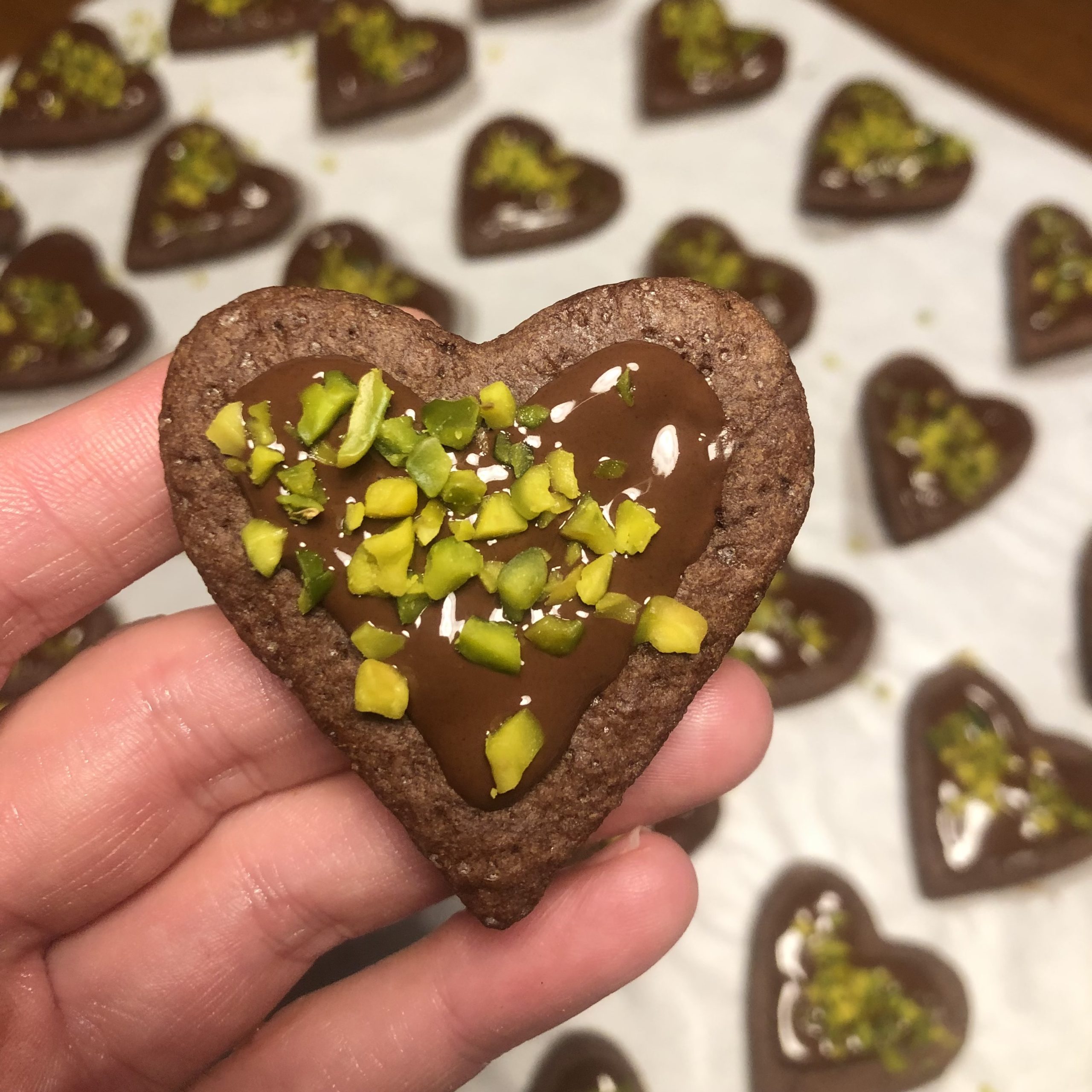 Scopri di più sull'articolo BISCOTTI CUORE AL CACAO VEGANI